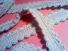 Bufanda-collar de crochet con flores
