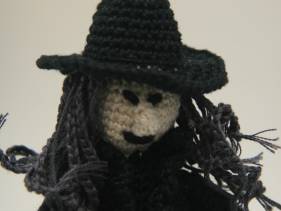 Bruja piruja amugurumi