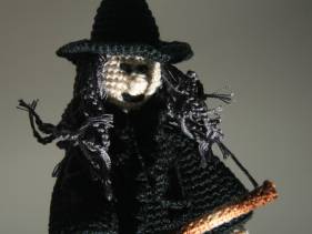 Bruja piruja amugurumi