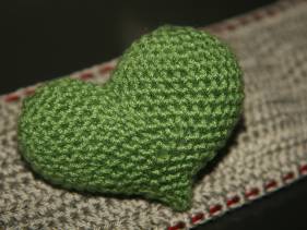 Puffy heart brooch