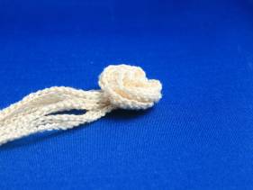 Pulsera de ganchillo con flor