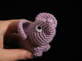 Elefante sonajero