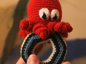 Octopus rattle