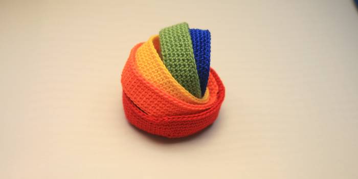 Cubiletes de colores en crochet