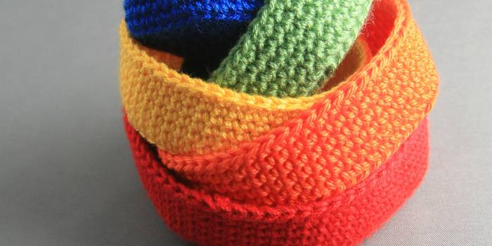 Cubiletes de colores en crochet