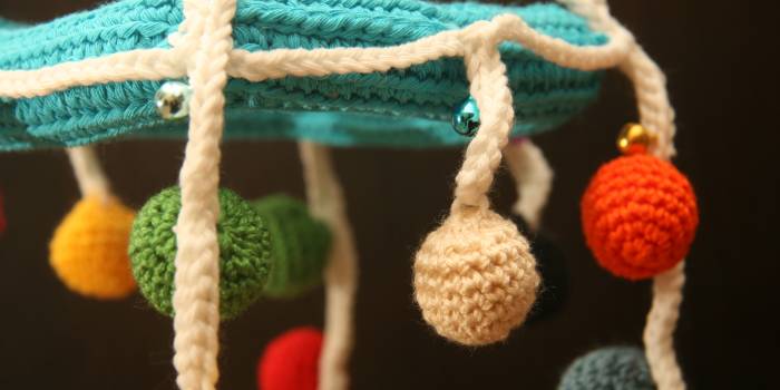 Amigurumi crib mobile